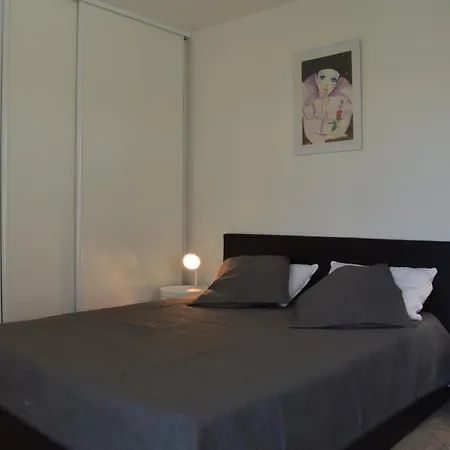 2 Pieces - 4 Personnes - Bas Elne Ar000-l01 Villa