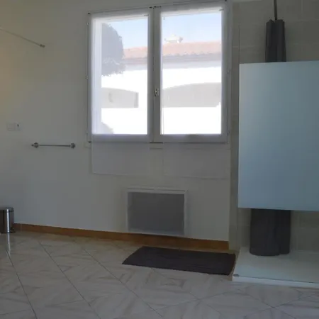 2 Pieces - 4 Personnes - Bas Elne Ar000-l01 Latour-Bas-Elne