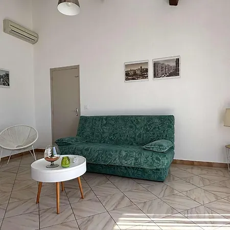2 Pieces - 4 Personnes - Bas Elne Ar000-l01