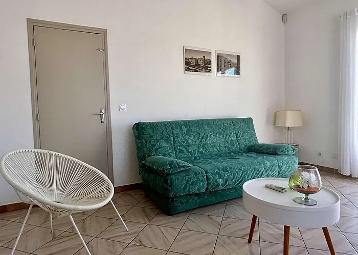 2 Pieces - 4 Personnes - Bas Elne Ar000-l01 * Latour-Bas-Elne